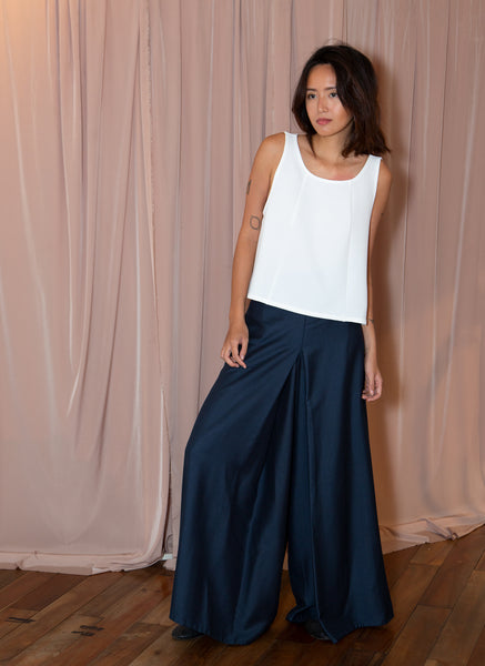 KAAREM - Wind Lantern Front Pleat Wide Leg Pant - Deep Blue