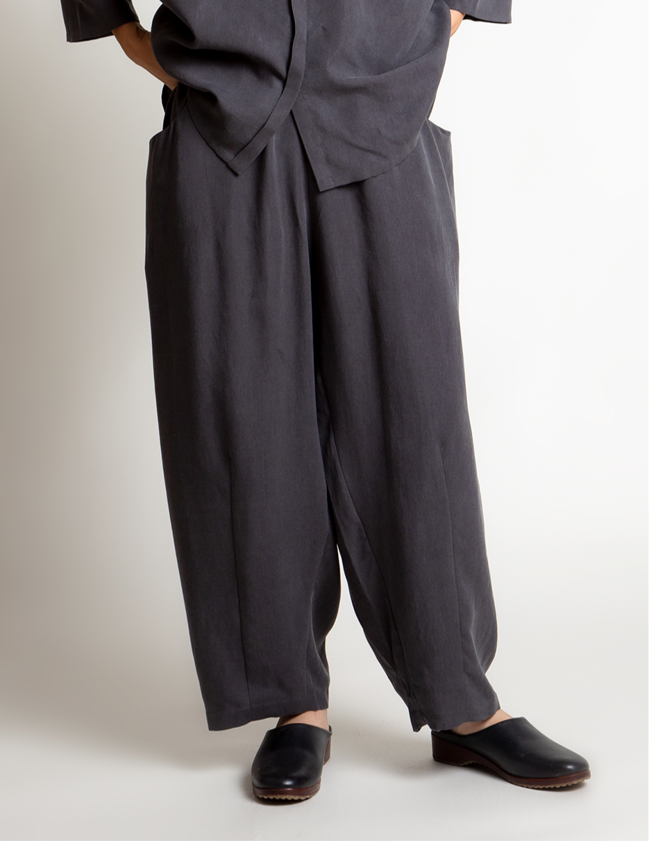 KAAREM - (Fox)Tail Pocket Pant w/ Elastic (Unisex) - Charcoal