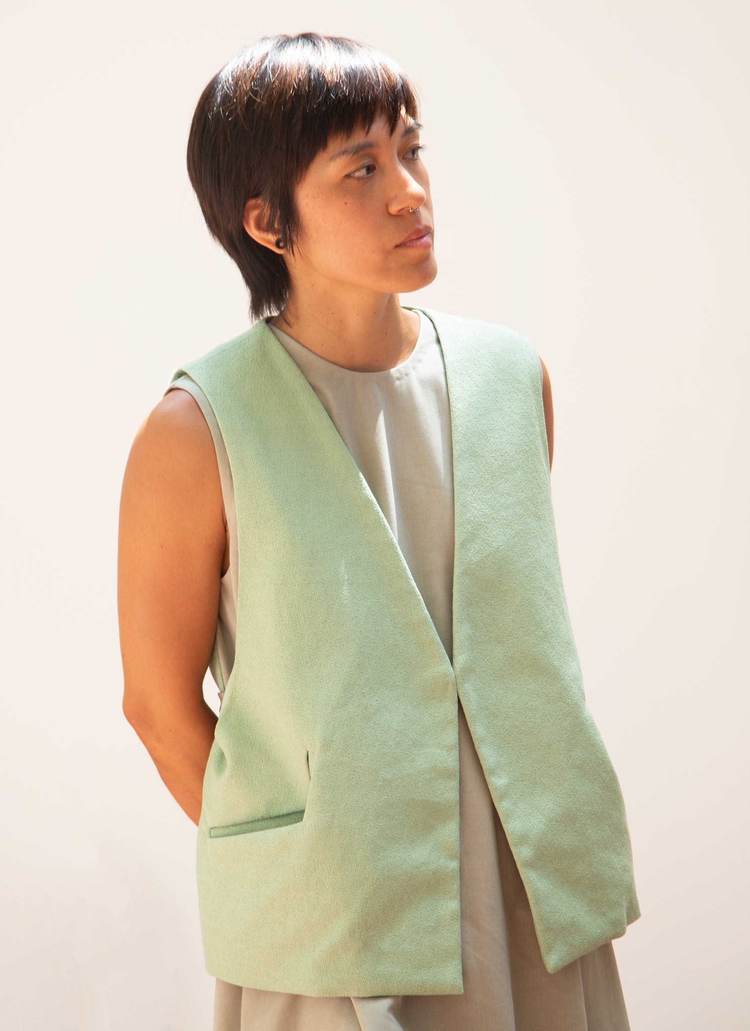 KAAREM - Piece of Vein One-Button Vest w/ Tie in Mint Green / Size S