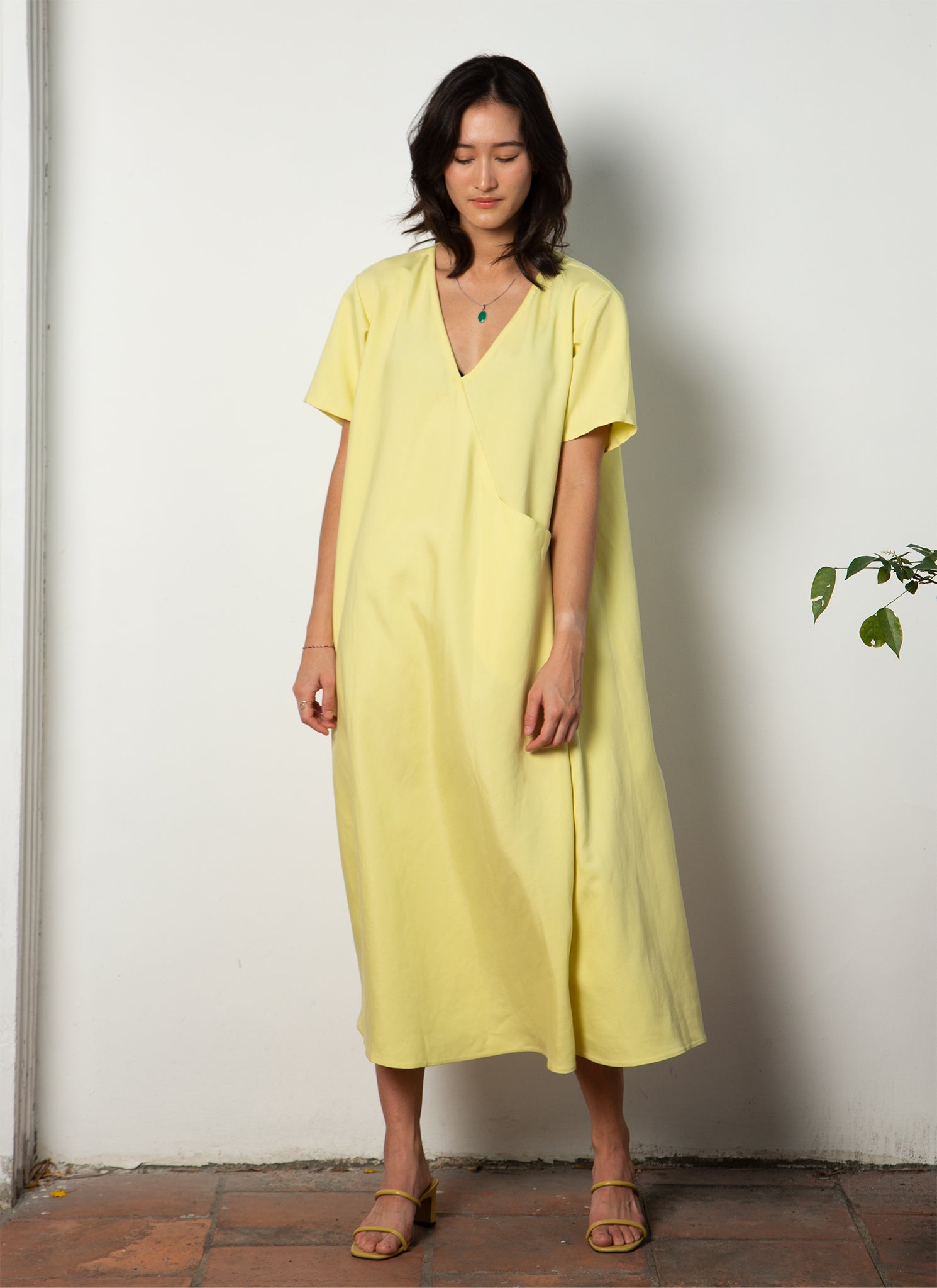 Mango Short Sleeve V Pocket Dress - Lemon Mango Short Sleeve V Pocket Dress - Lemon