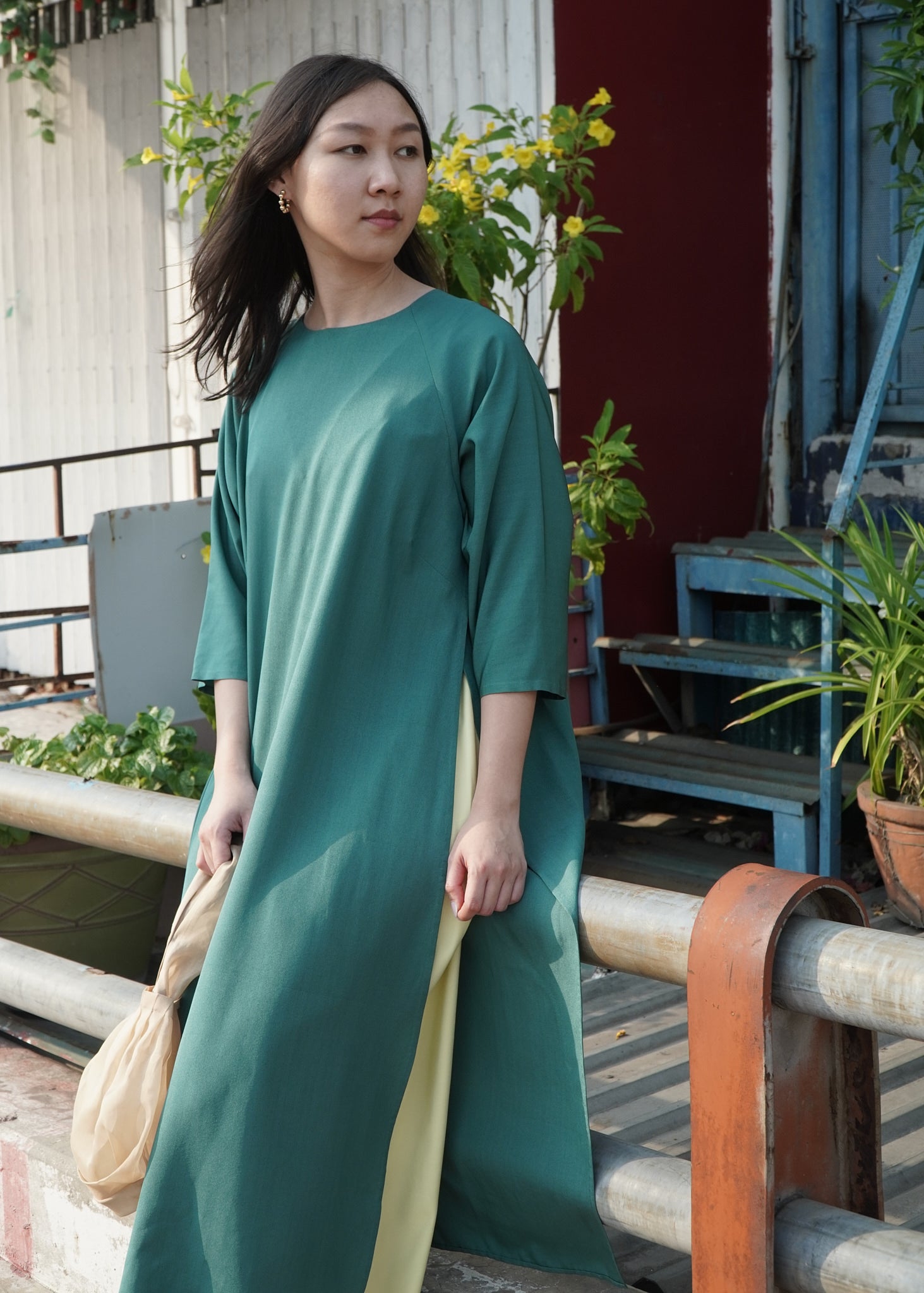 KAAREM - Ostra Long Raglan Side Slit Silk o di Tunic/Dress in Fern Green Silk KAAREM - Ostra Long Raglan Side Slit Silk o di Tunic/Dress in Fern Green Silk