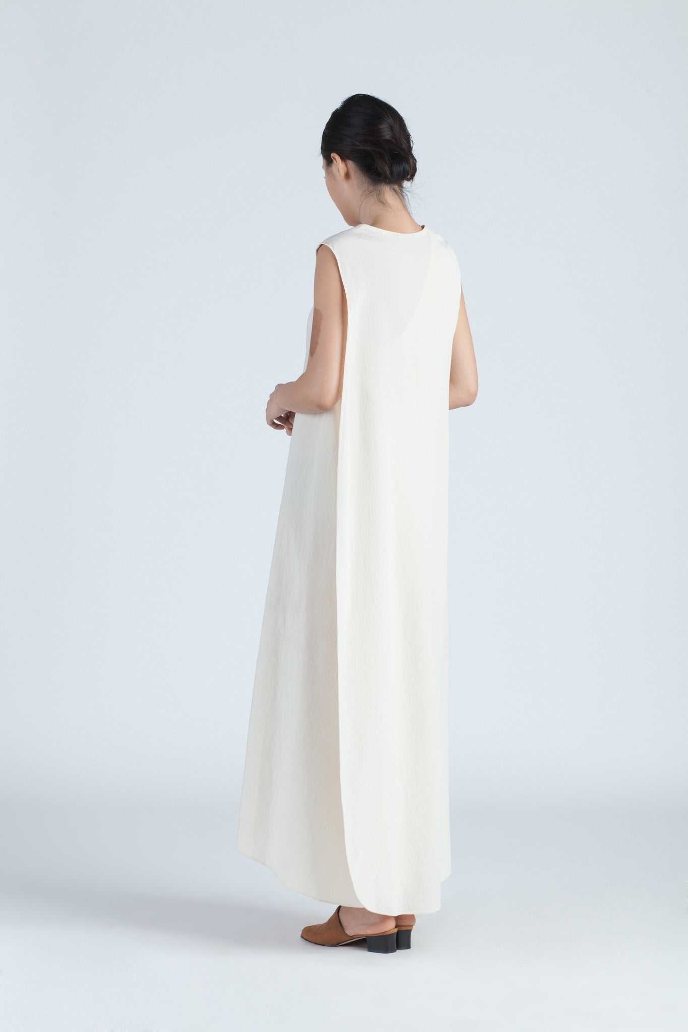KAAREM - Turn Sleeveless Overlap Maxi Dress - Cream