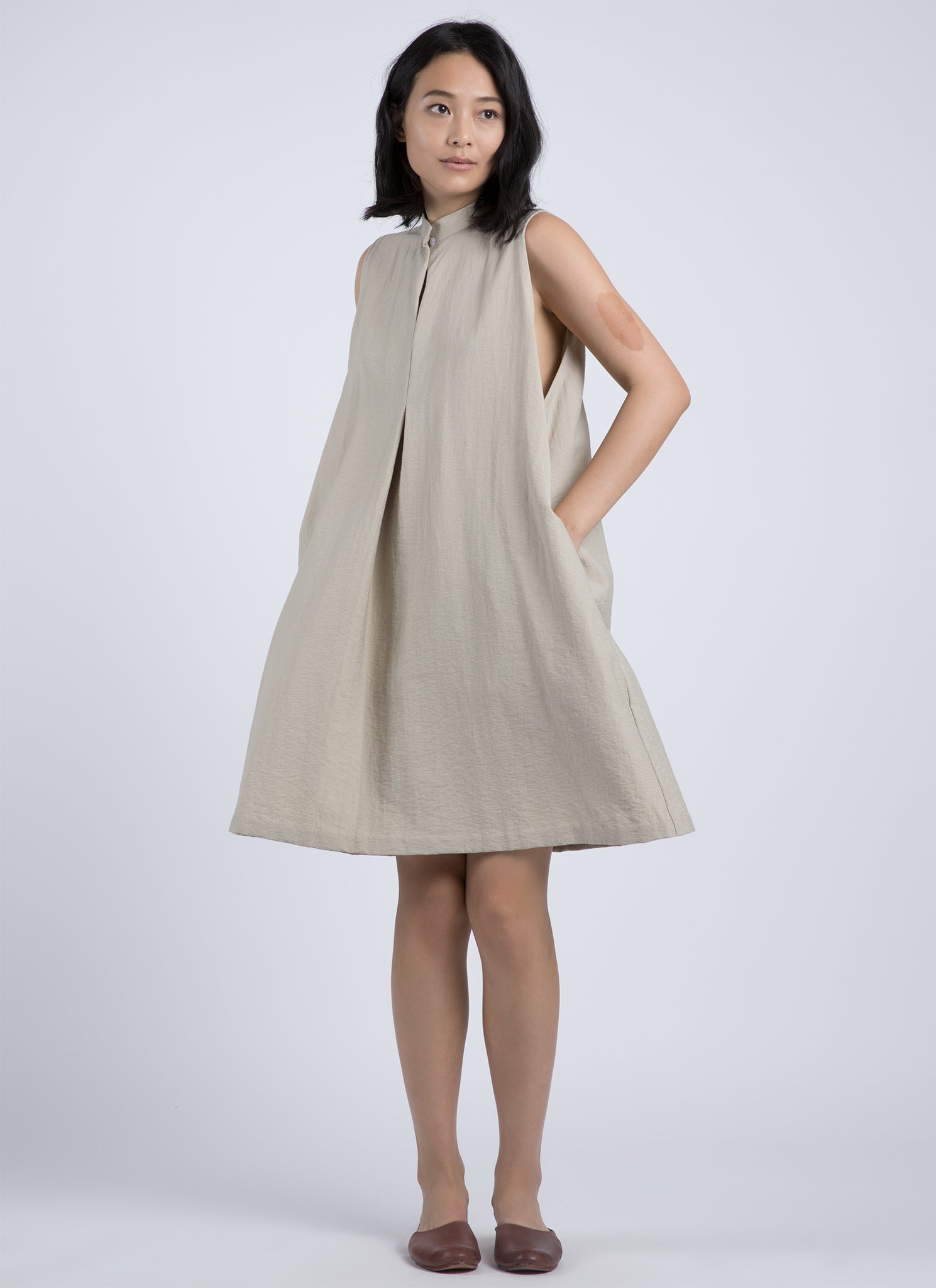 succulent dress KAAREM - Succulent Front Pleat Dress