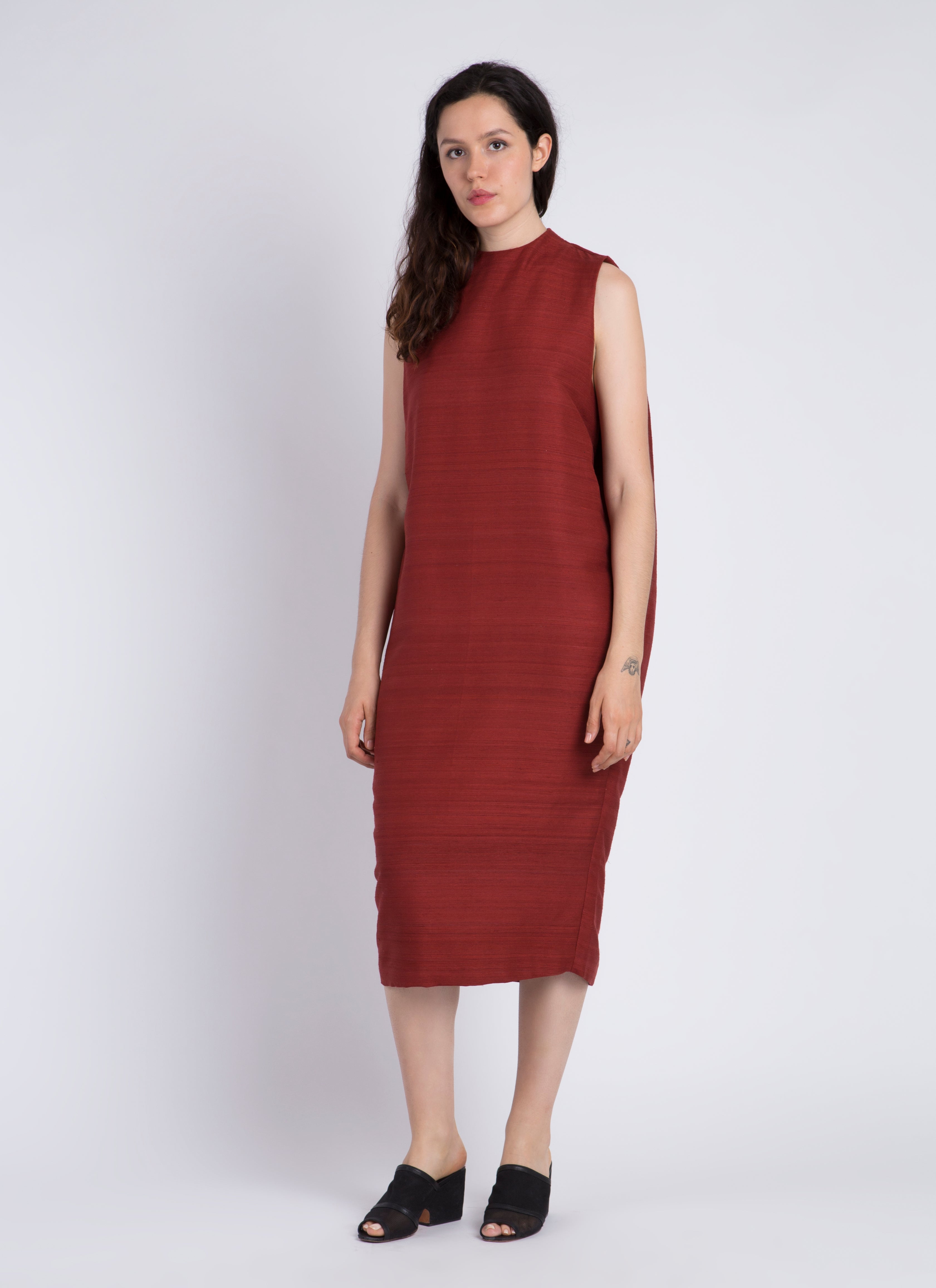 KAAREM - Dill High Collar Silk Dress
