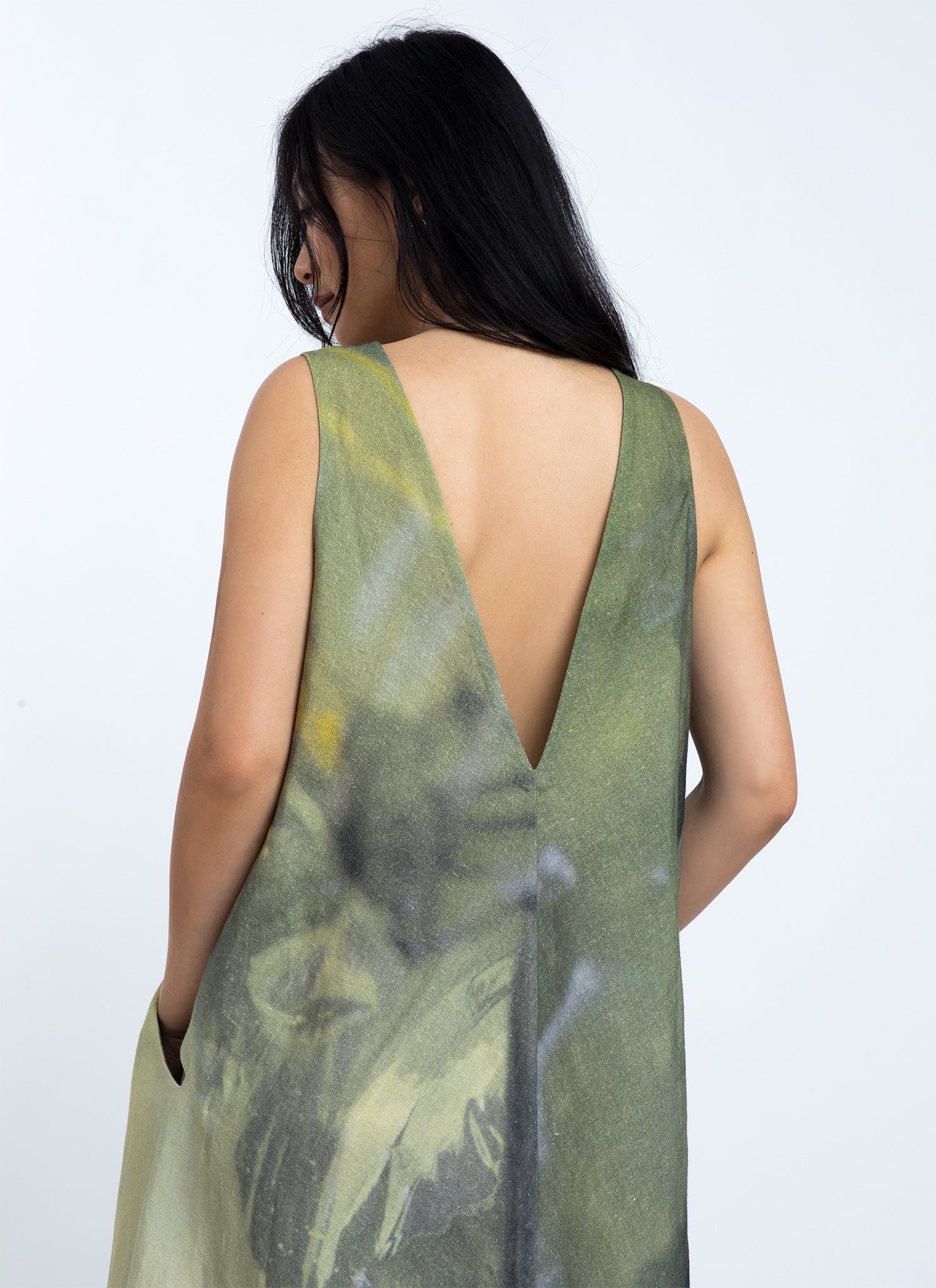 KAAREM - Agar Sleeveless V Back Pocket Print Dress - Seaweed Jelly KAAREM - Agar Sleeveless V Back Pocket Print Dress - Seaweed Jelly