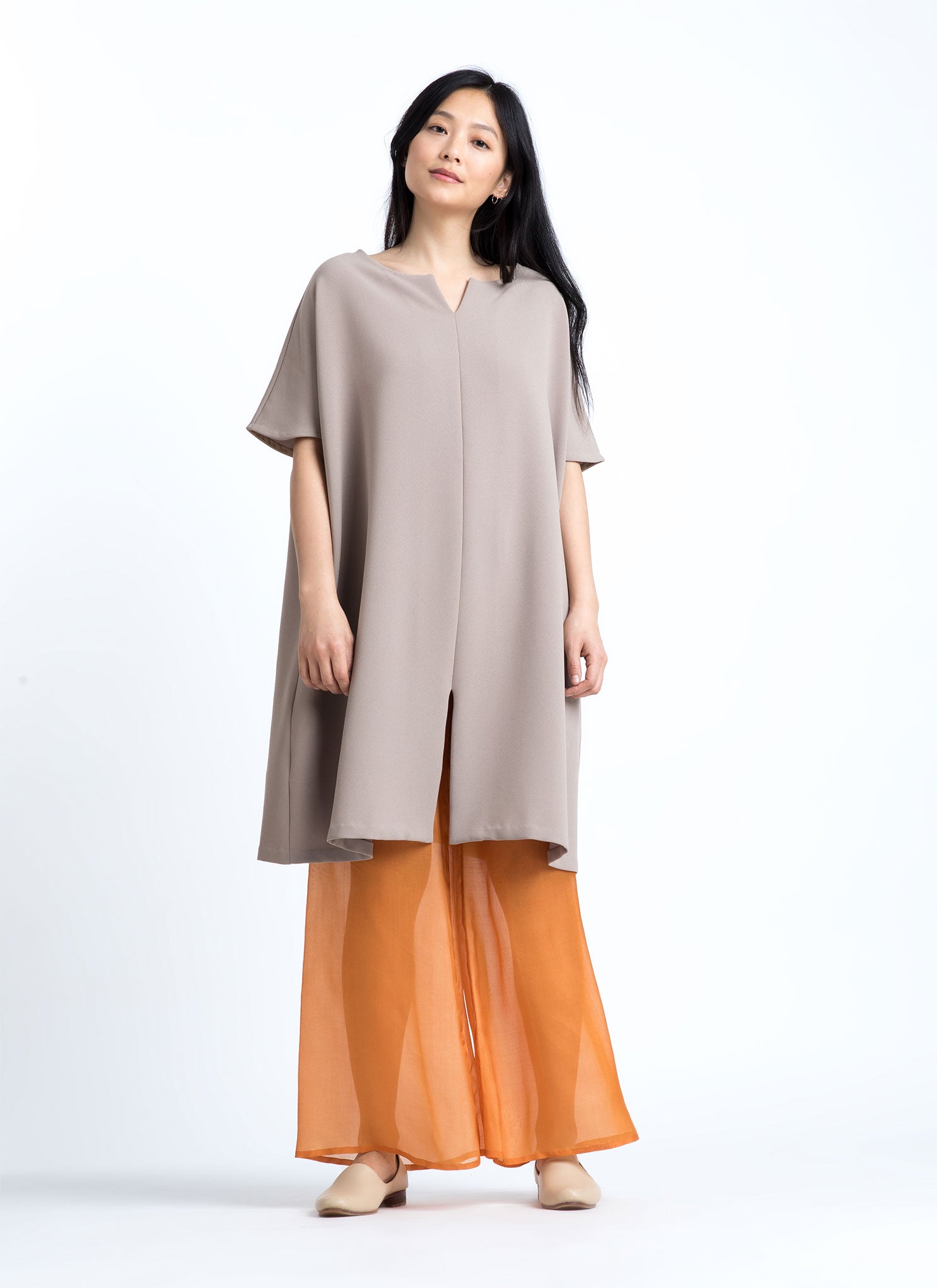 dark cream dress Jam Short Sleeve Front Seam Midi Dress/Tunic
