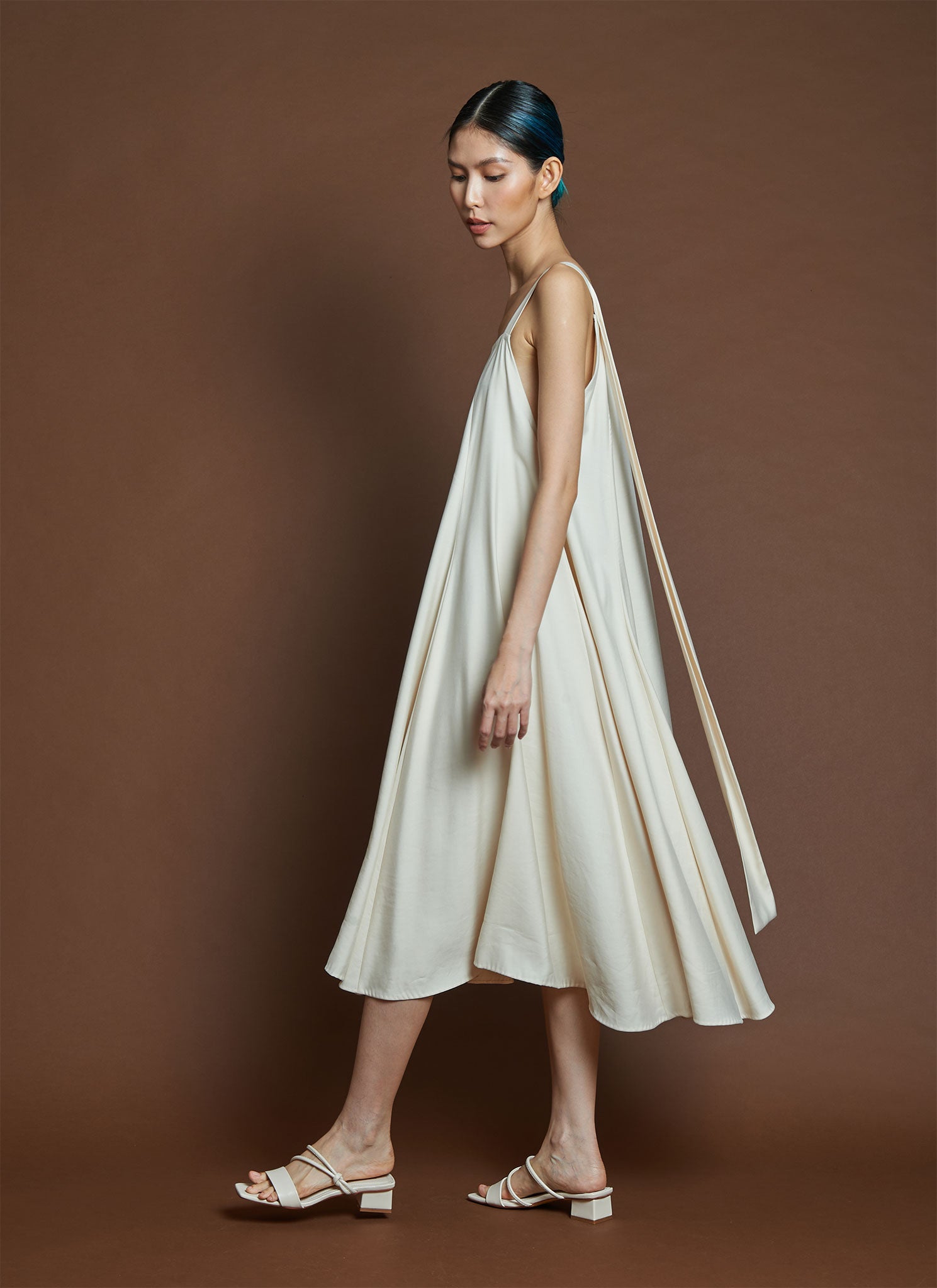 Anosmum Strap Tie Tent Dress Beige