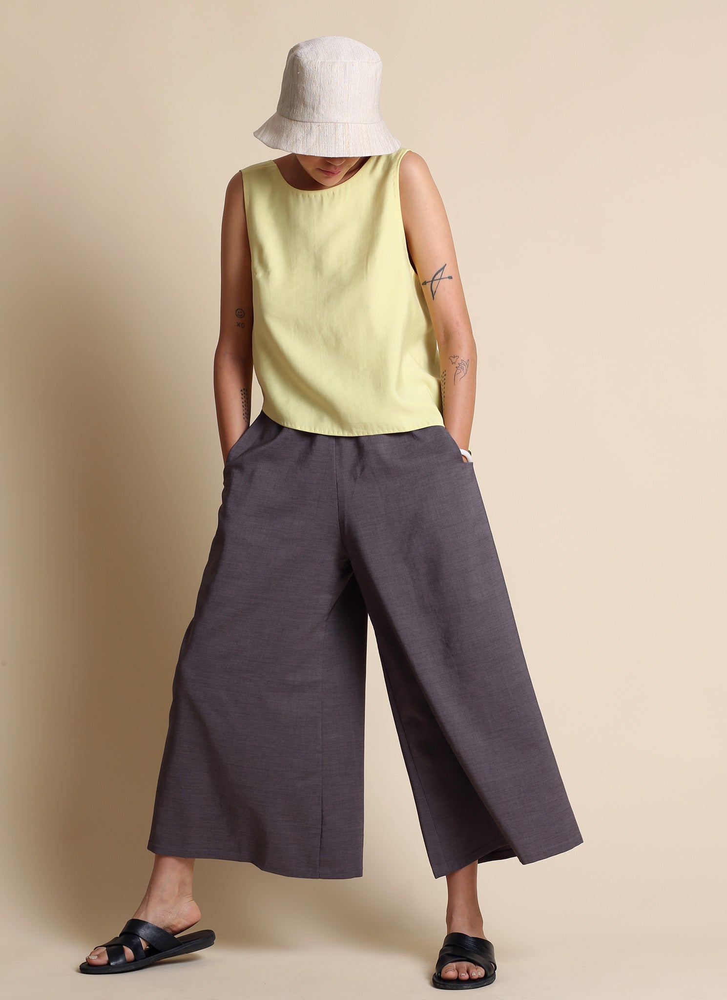 Stamen Cropped Pocket Pant w/ Elastic - Charcoal