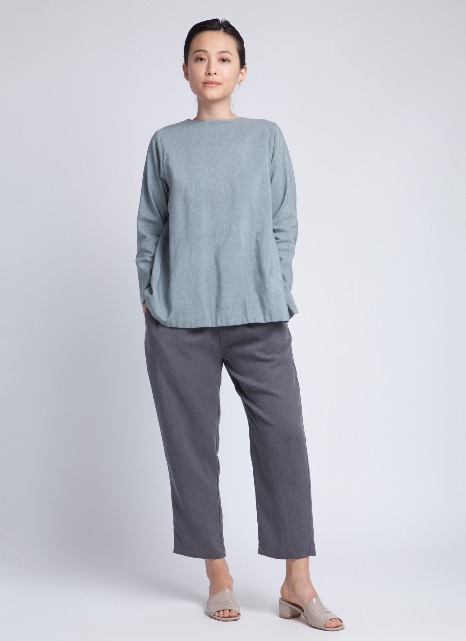 KAAREM - Forage Pleated Pocket Pant - Charcoal