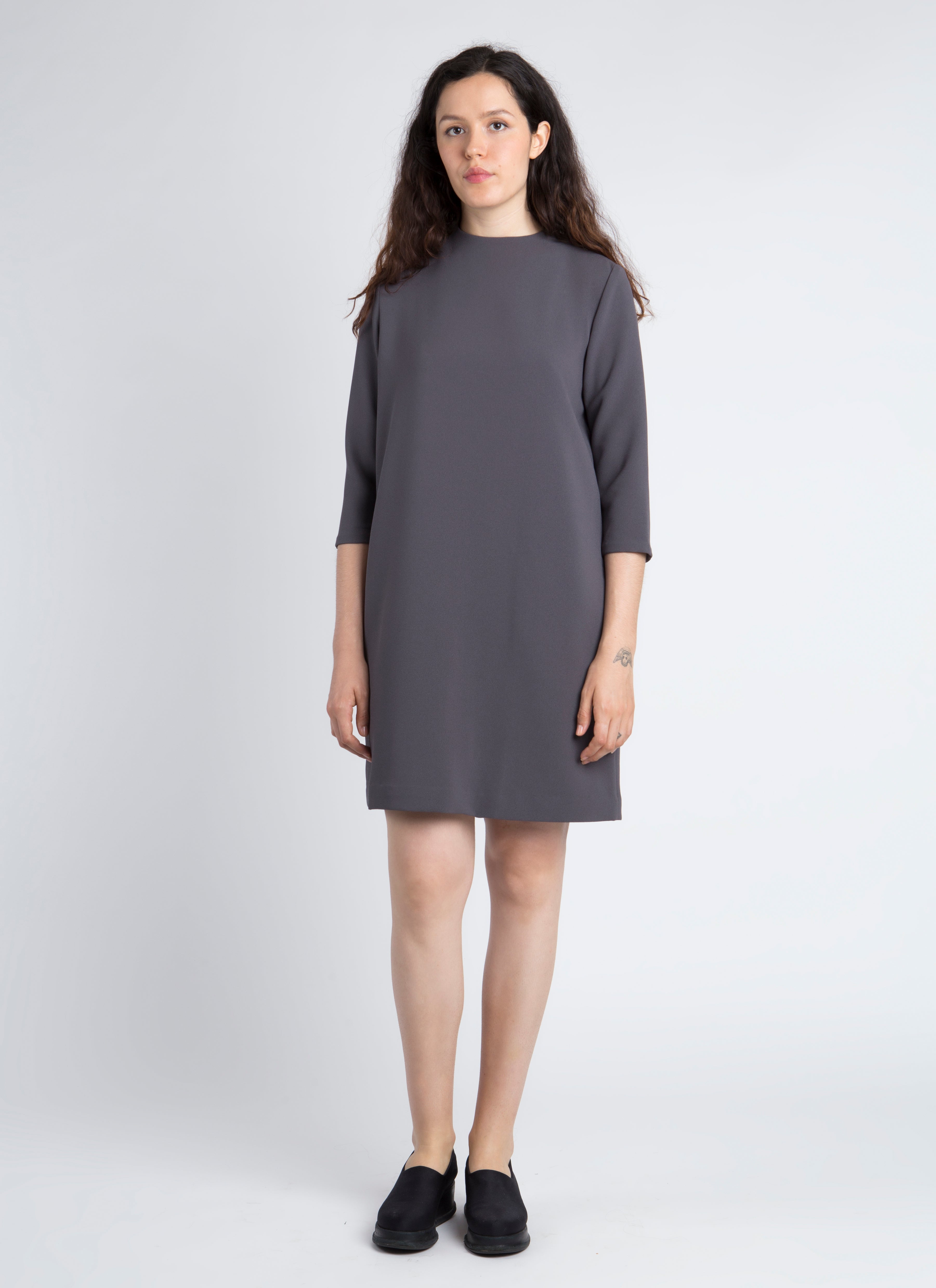 KAAREM - Pure 3/4 Sleeve Mockneck Dress - Dark Grey
